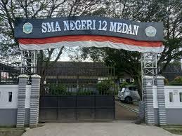sman12medan.com